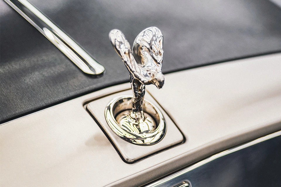 Close up of the Rolls Royce angel statue